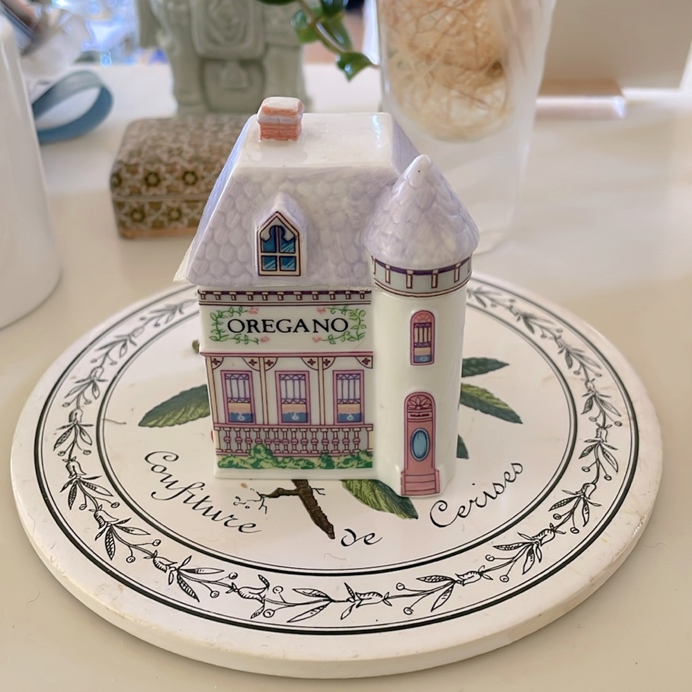 Lenox Spice Village 1989 Porcelain Oregano Jar Victorian House